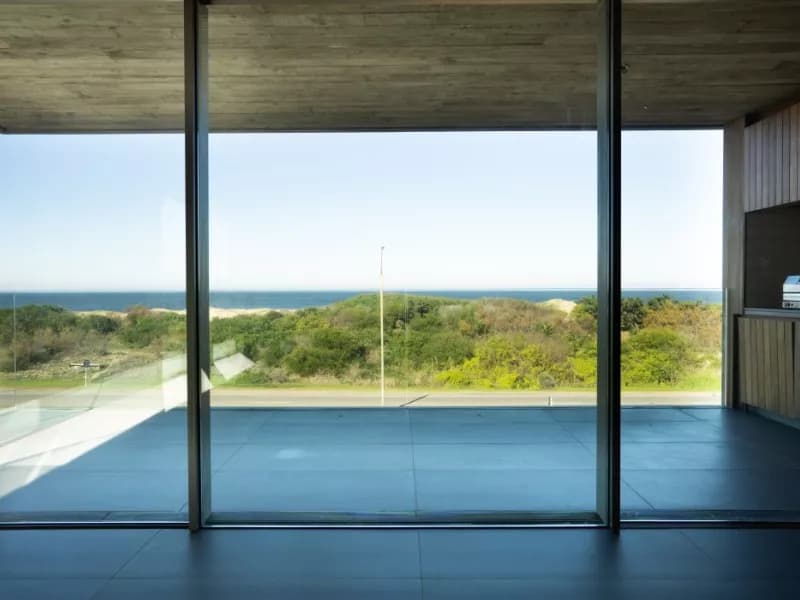 SIG304 – Signature – Punta del Este