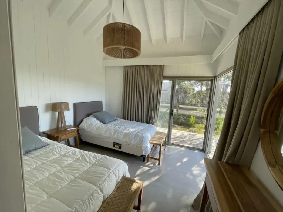 0f068eba-899f-4011-acf9-07546a8d1ddb