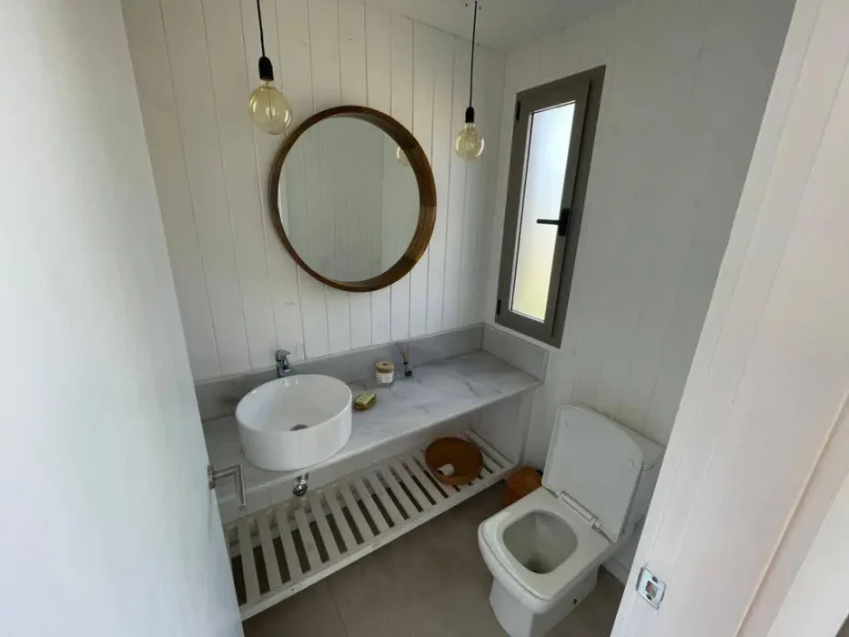 95dad203-e842-4501-83b3-2d577f2f8027