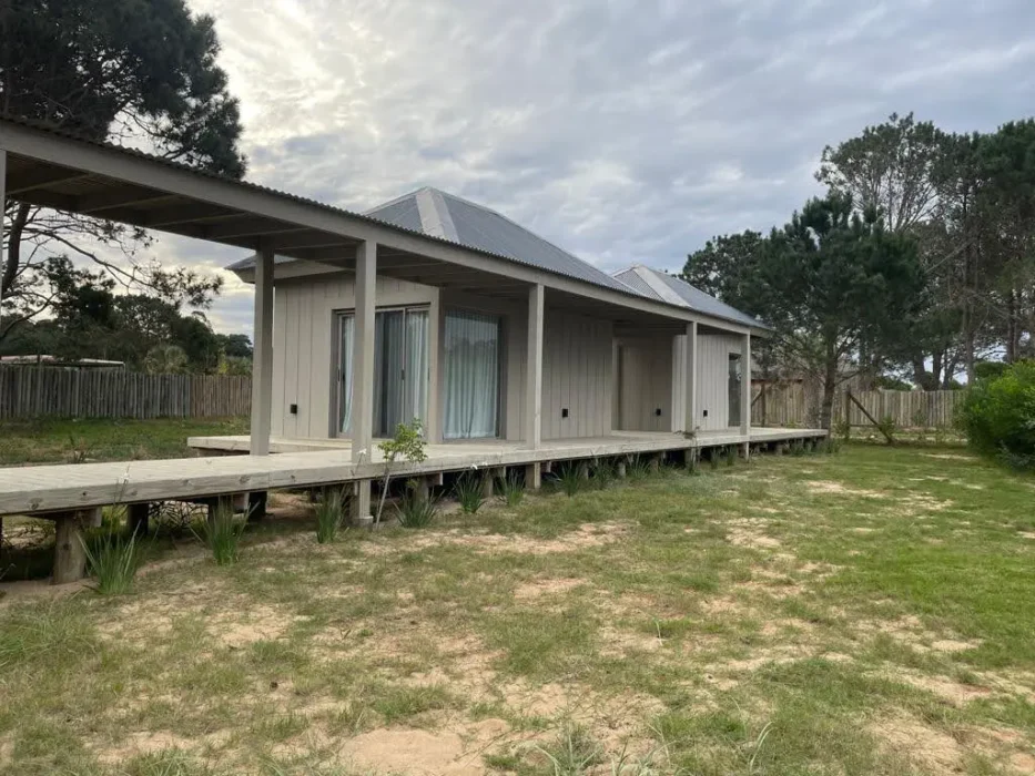 9679289f-74bd-4d1c-ac3e-53f77a8ea7d8