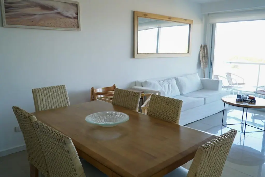 BR020 - Blue Marine - Playa Brava