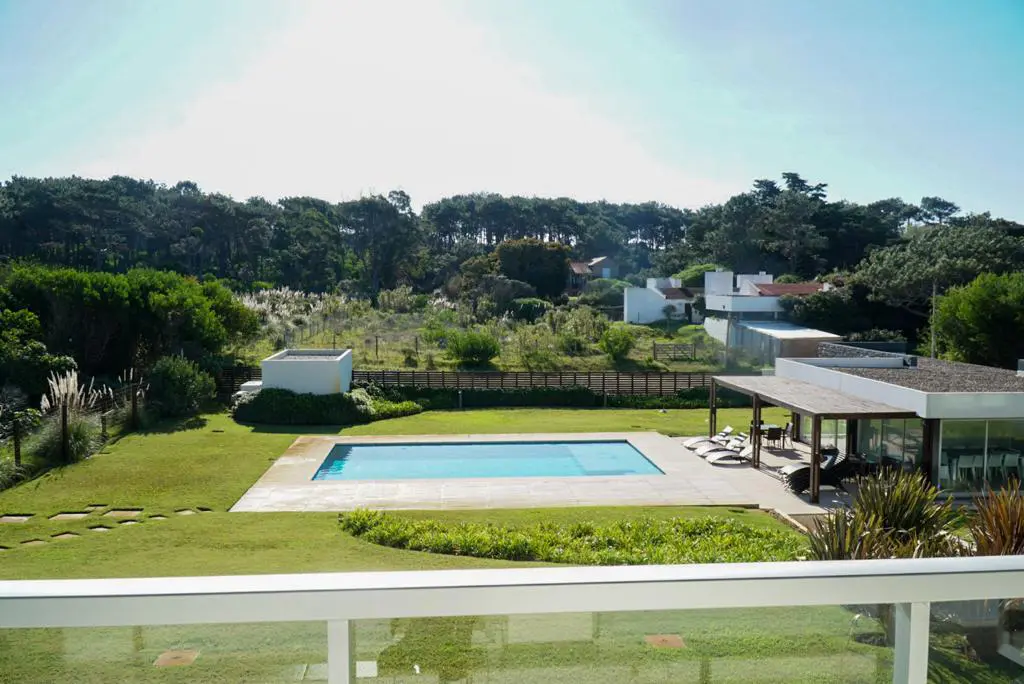 BR020 - Blue Marine - Playa Brava