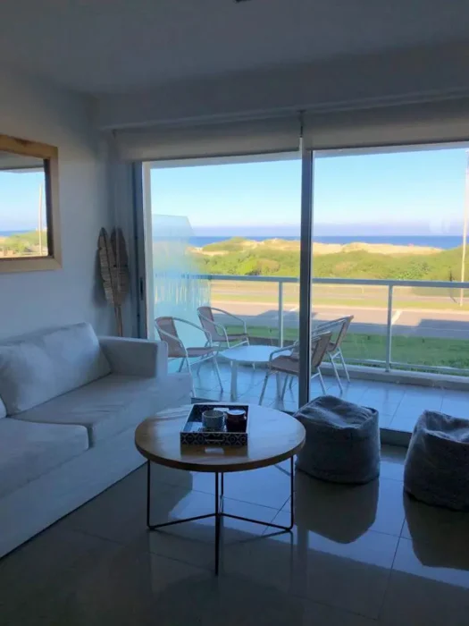 BR020 - Blue Marine - Playa Brava