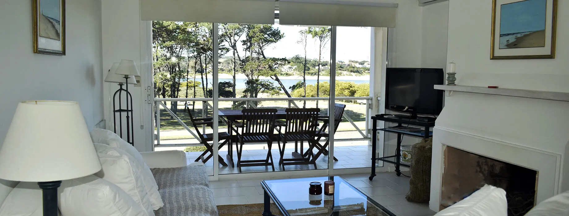 header-pb002-003-1840x700