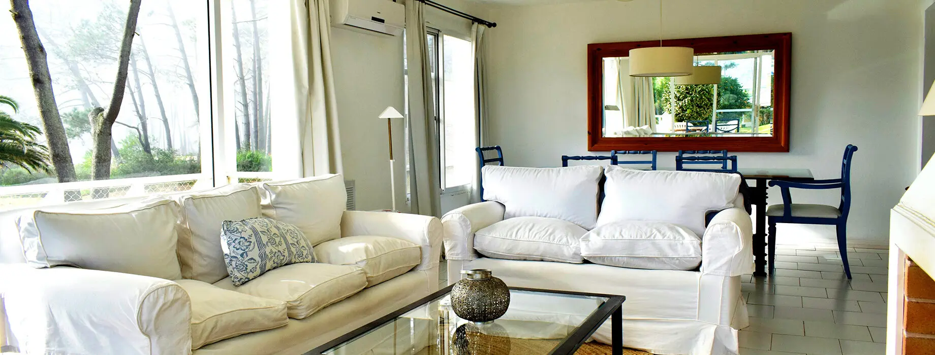 header-pb003-003-1840x700