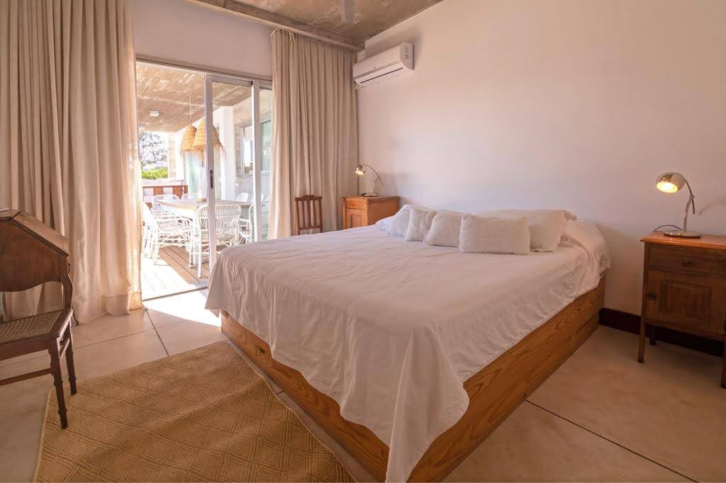 762125b7-94c0-40f6-97b7-32f60e9c1ab2