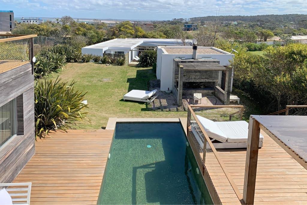 b6229810-c97c-4043-87fd-13e3ec503ff8