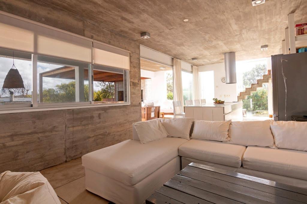 d884dc7f-fca4-4184-8b52-ca03cf7ee128