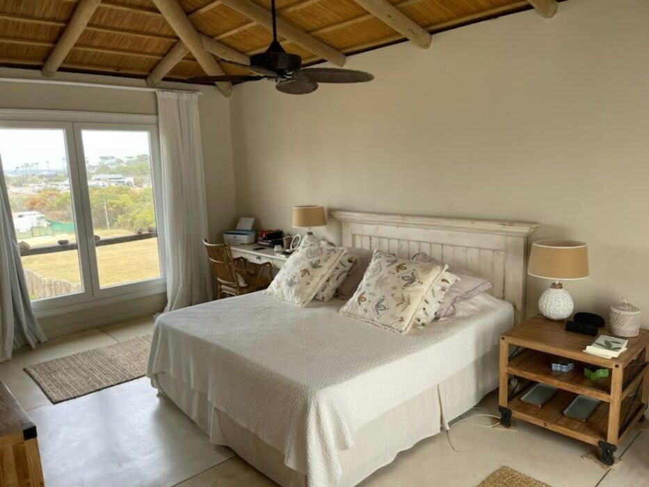 05a76bb5-f210-4600-b80e-8bb508f43991