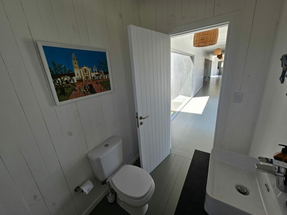 2f777202-28a8-430e-922d-3295db2d6860