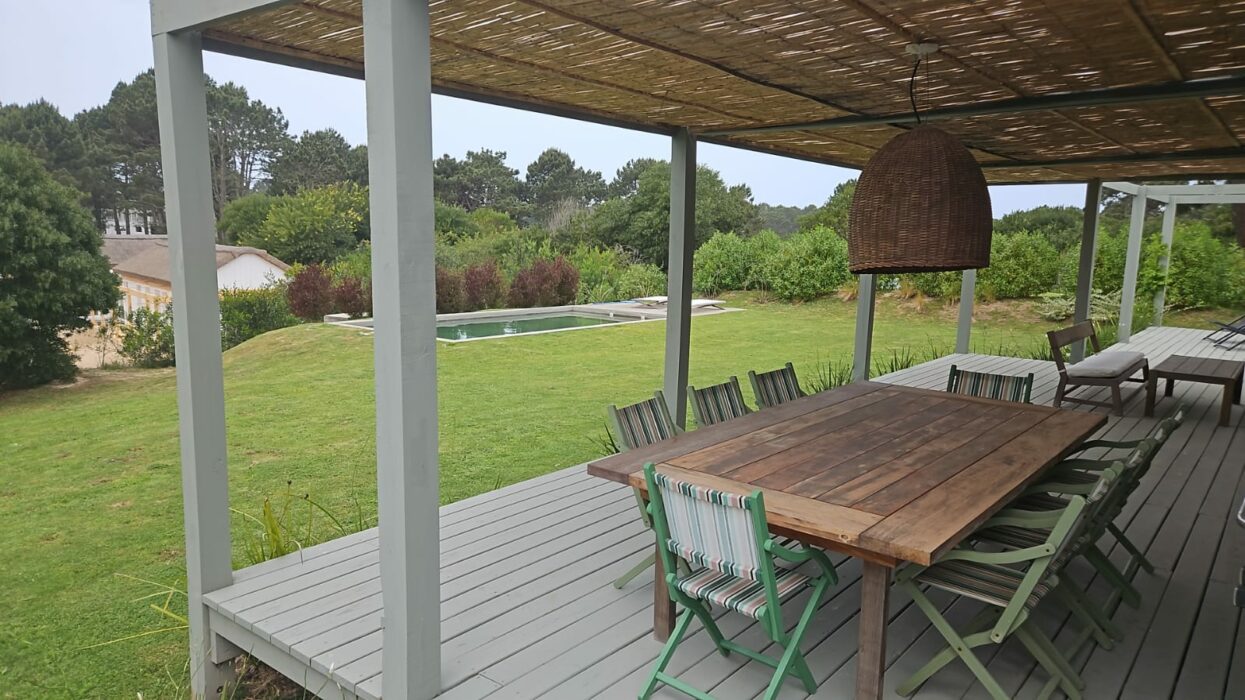 35c0f8d6-5f81-4bb4-8d17-90a0f2729d69