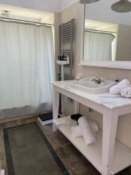 5e0511b5-d559-4a16-8787-e08f1da44bc6