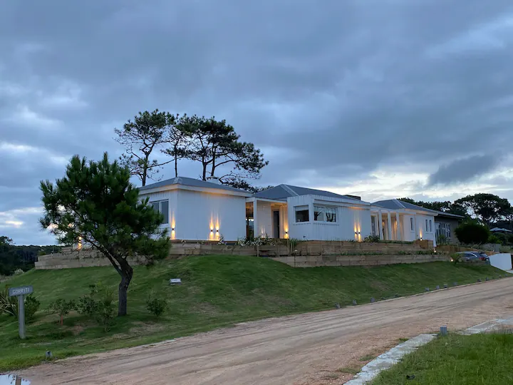 708a8cfc-9561-4e6d-a85e-fa4b6c5ba04a