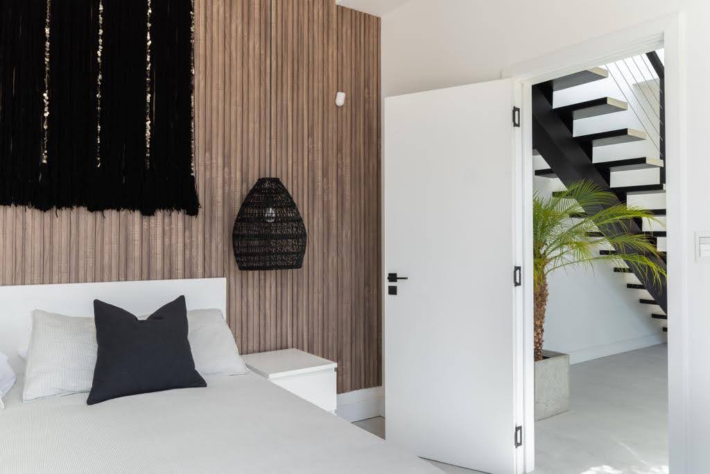 7fe66d44-927e-48b2-8aa3-776c232b1792