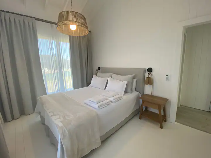 8734d686-ddc0-4ee3-89c3-33baee127b5e