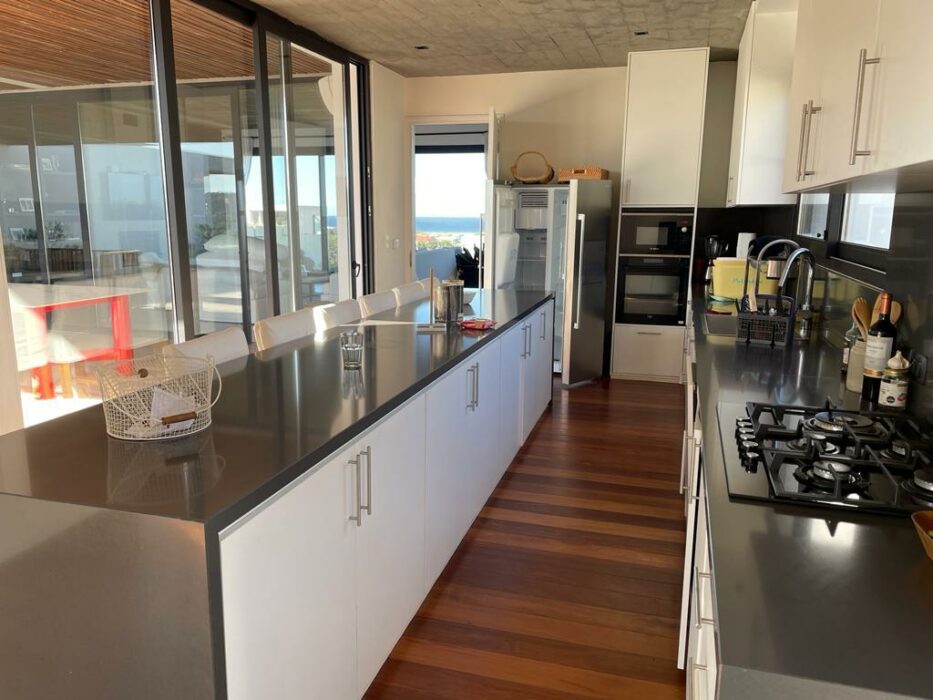 9565389b-f681-45c5-a4e4-13dc422cfe36