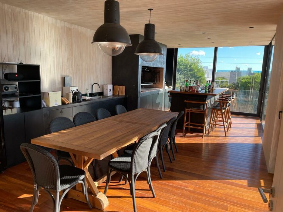 a330bf49-de39-4b33-9853-aba1517ab035