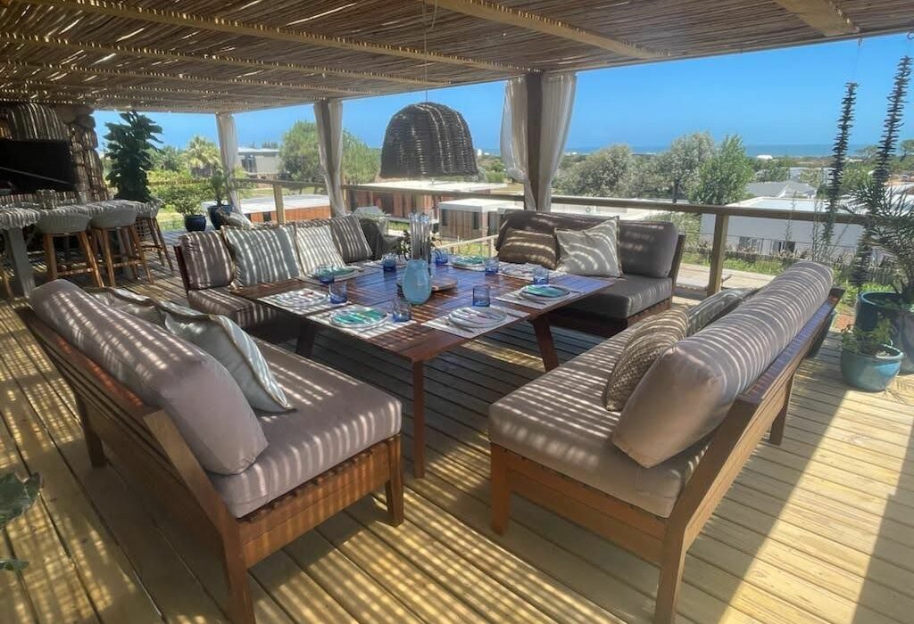 b5b0ae06-a5c6-46ff-b809-2a96d80a01a3