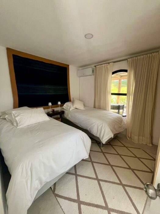 b6bd2ffe-2a6b-4636-b7da-57a91d6bf5e2