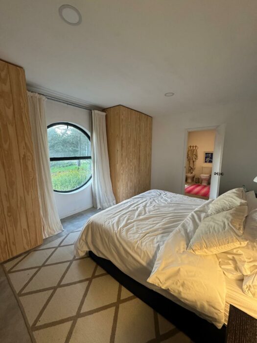 b6fc96c5-0058-4f34-94e7-ab6ebbd34aed