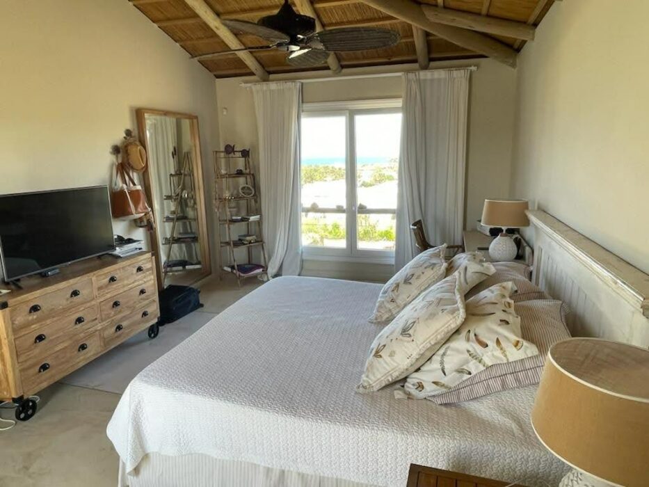 bef4ee48-fb2b-4213-b33e-0d3180dea844