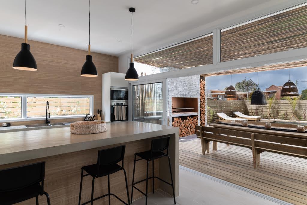 c208b5a7-a6bd-477e-bf40-76c8b0c756ad