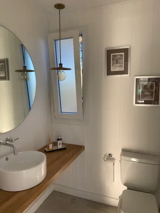 c724308c-1a48-494c-a5a7-2ea02a97f2c1