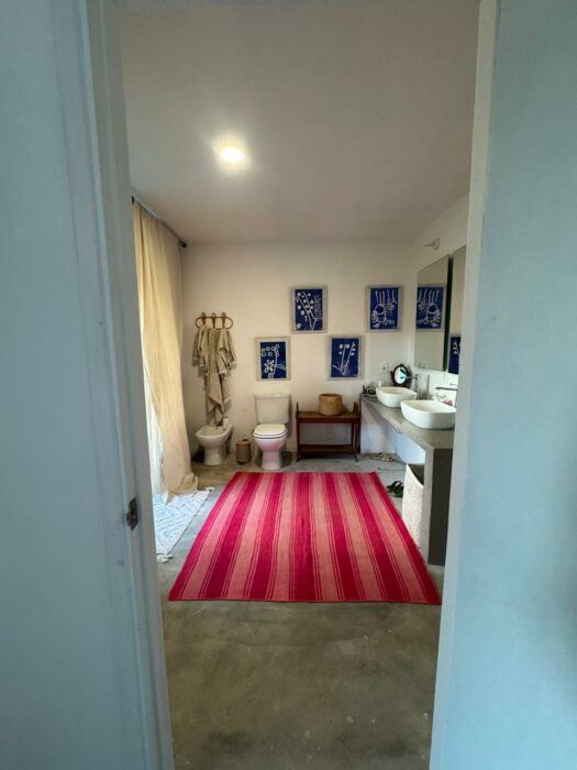 ccee1f35-a30c-4c54-a667-e09b2b133d82