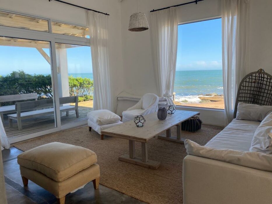 dfa6bef2-45a9-4138-a742-eb35b8270014