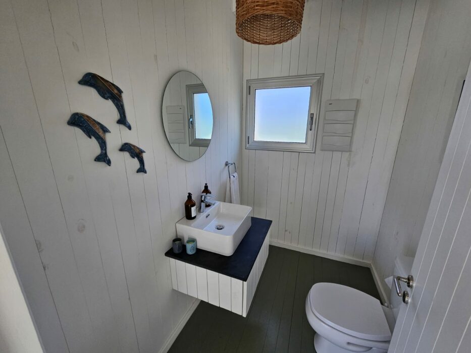 ec1d7932-984b-4f31-985b-85585b902fd4