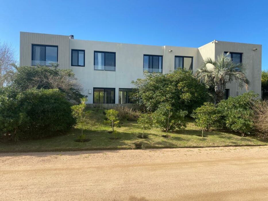 WhatsApp Image 2022-08-16 at 4.07.19 PM (3)