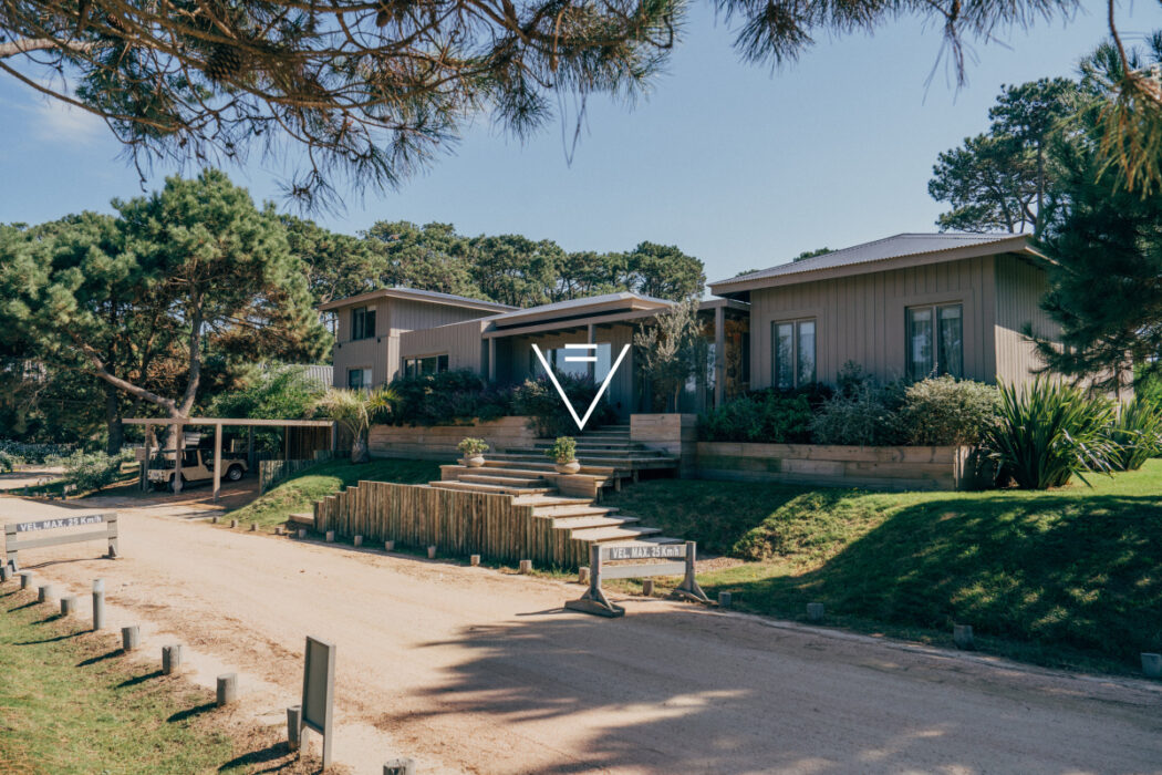 7330822460ba31b709bd62d37e4ed350