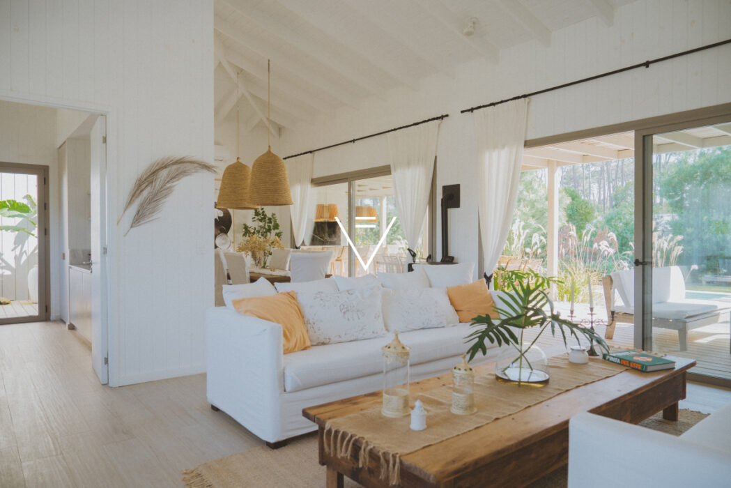 8976064a92bc66891422684c92f24ea8