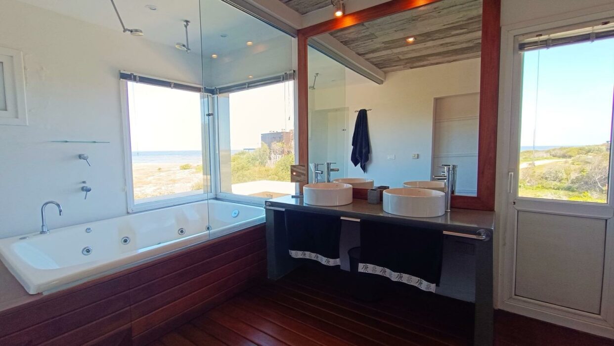 WhatsApp Image 2025-11-28 at 3.04.19 PM-5