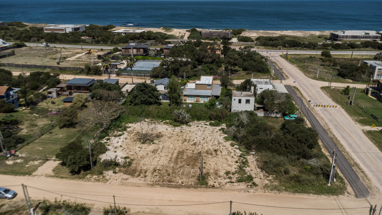 05be5b2a782a3926c613737b5b42b61d