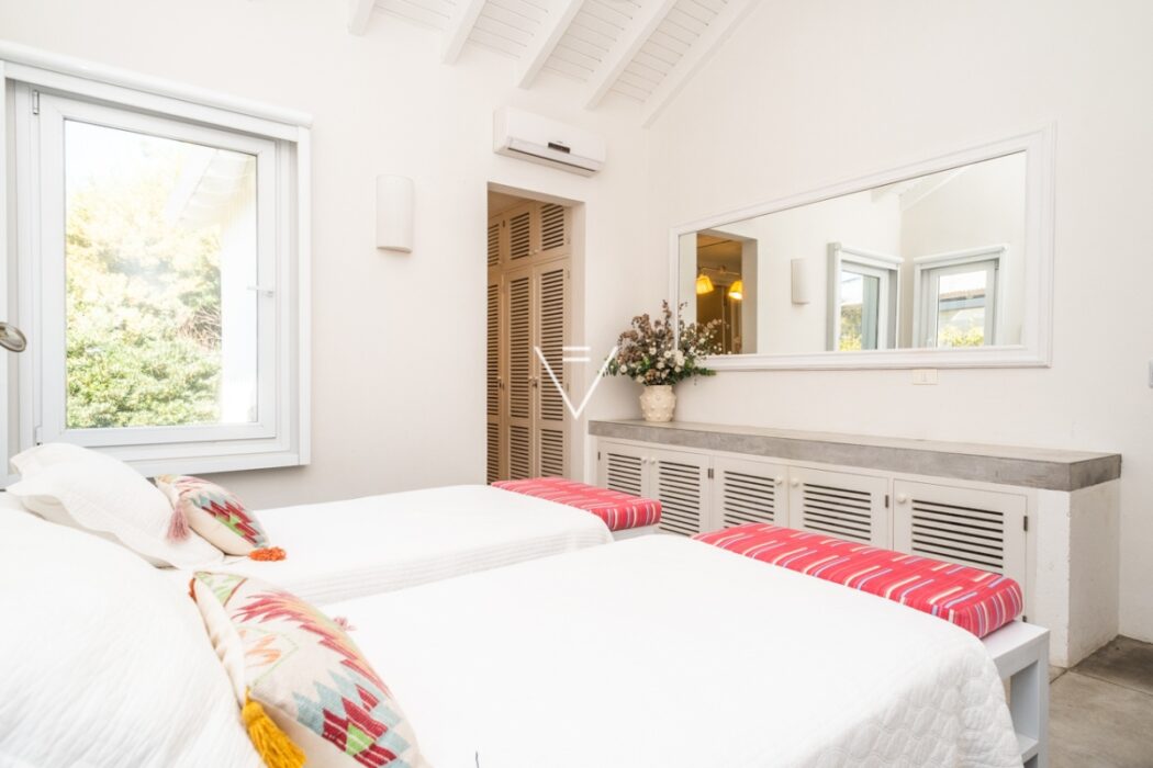 06443692d66710c2c562c7c6d6abbcdc