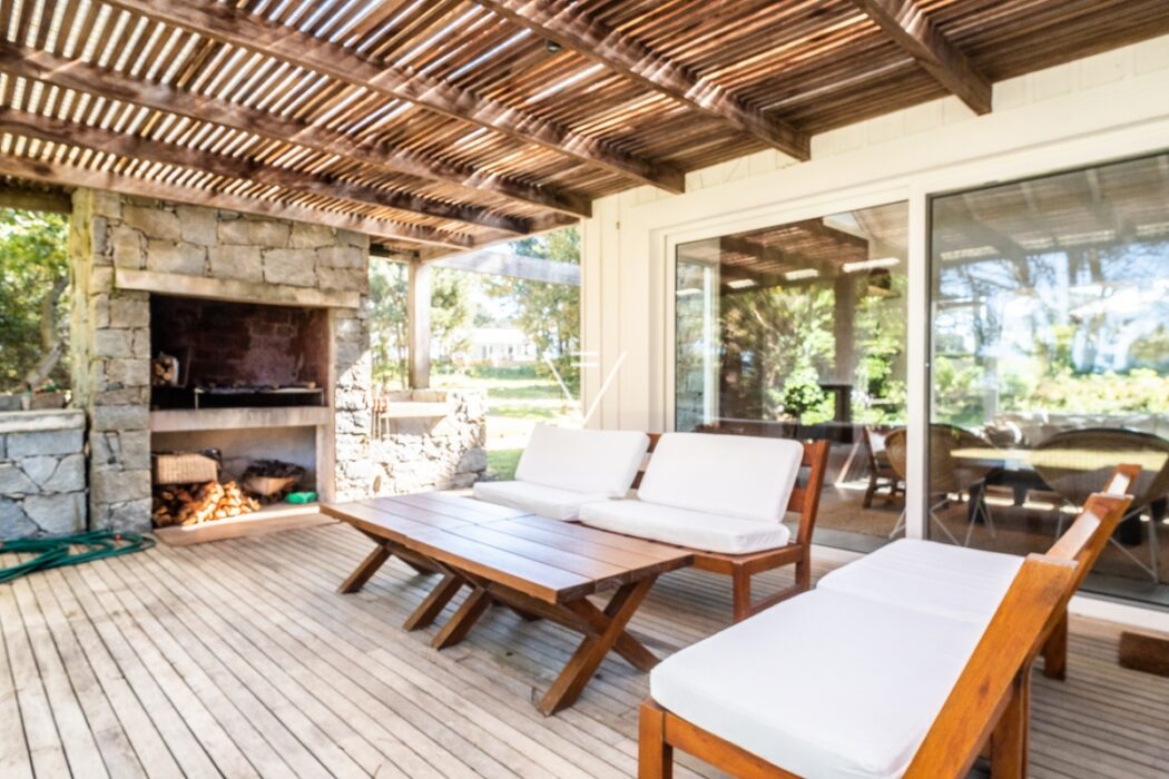 3ebe2980d6f002472bd7ddad4d02d2fe