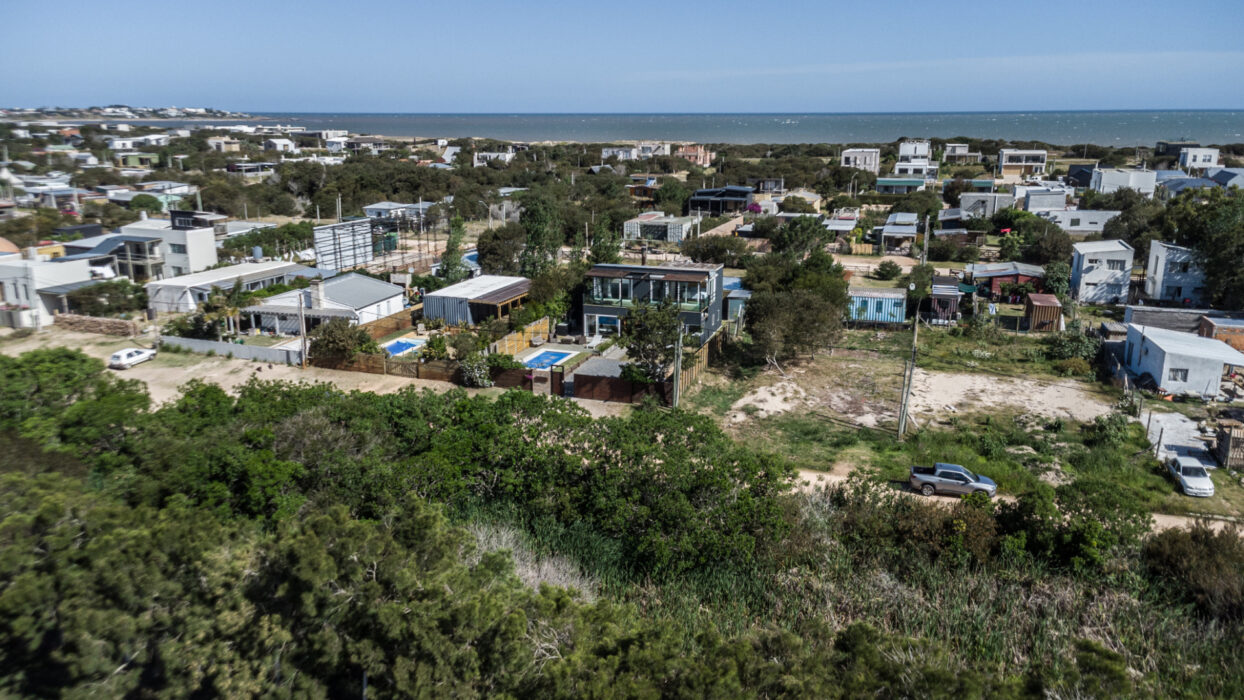 4213d2c6f2163739576c1d7651d0115b