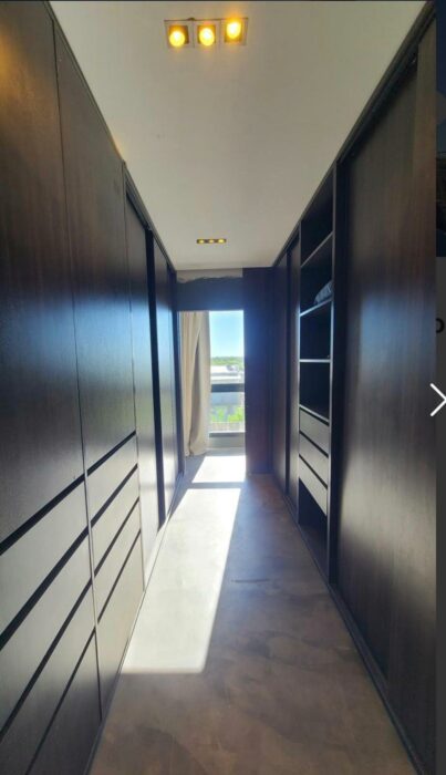 584a104e0de15b5f9be02d9c1ace2841