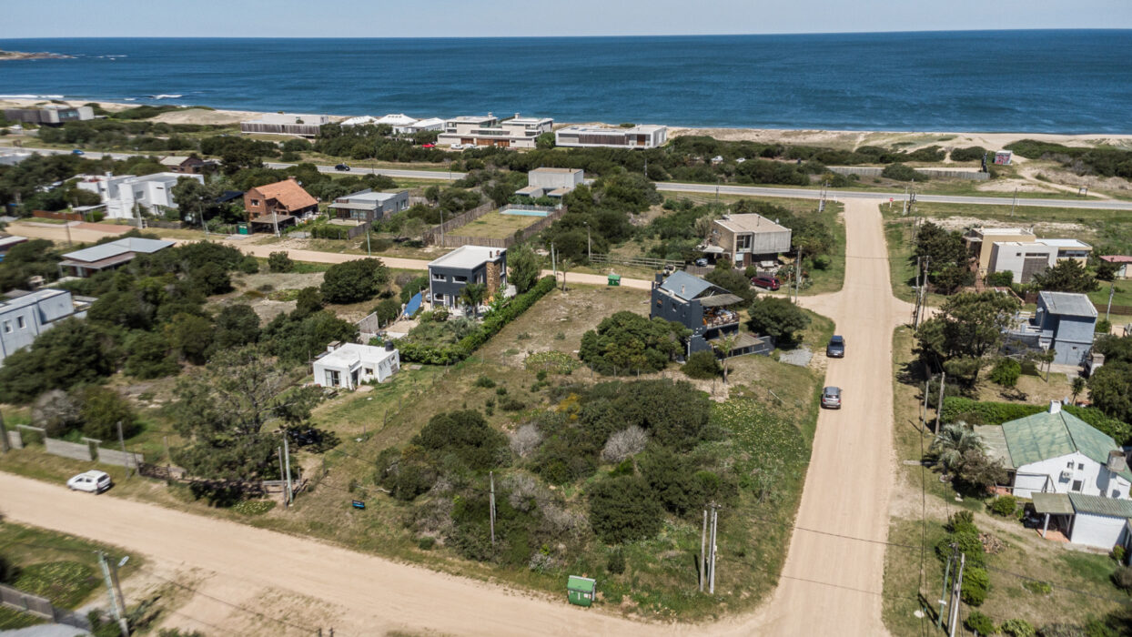 69c015bc67cf28ede645987bd4db0265