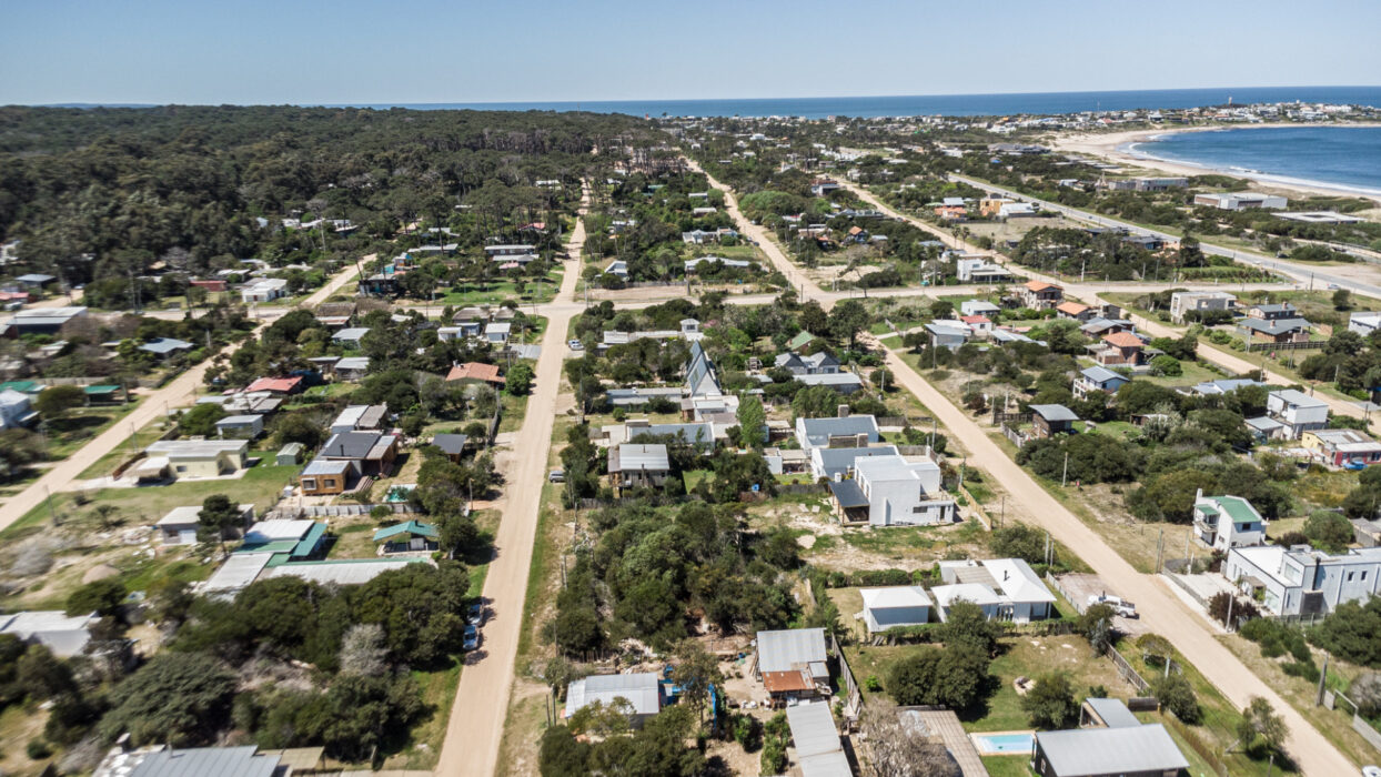 6aa6b68b16be21ddaf7bf9d26c2e4e9b