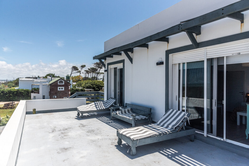 7d2ab06194ee67d0a547c7b69073a676