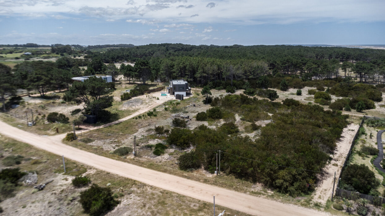 94ff1780fe7baf372f52b552bcc1d86e