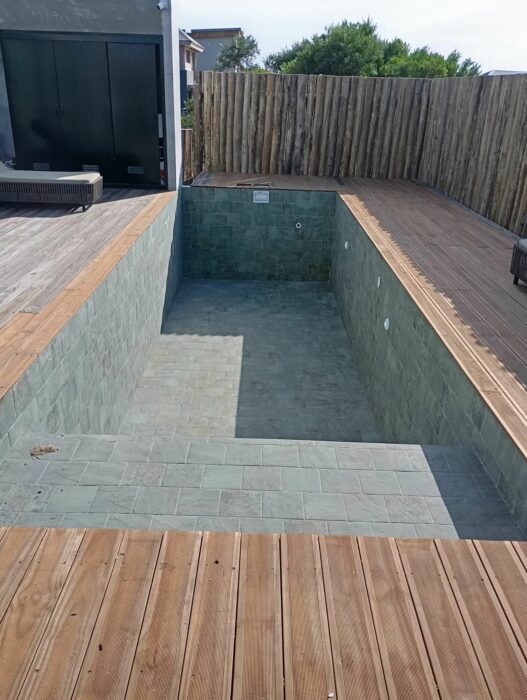 99ad5376d23b809a5ea47c45e5931103