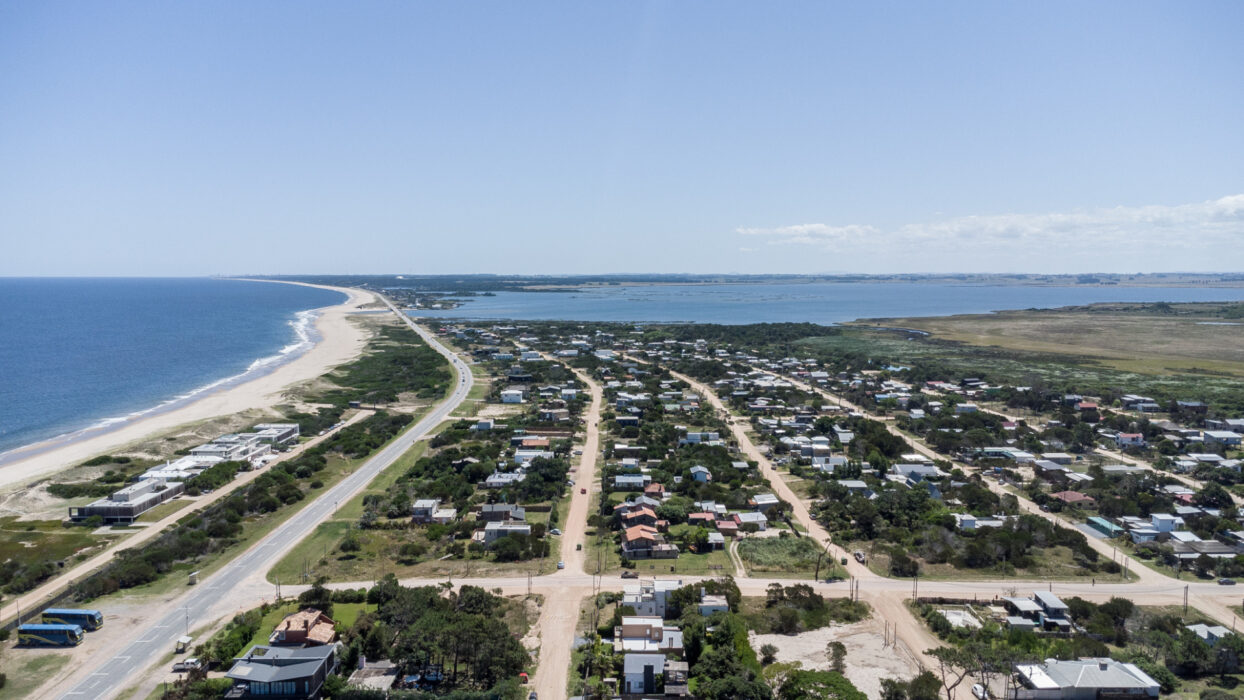 b319055aaafcbcbc561cbfd853d8f923