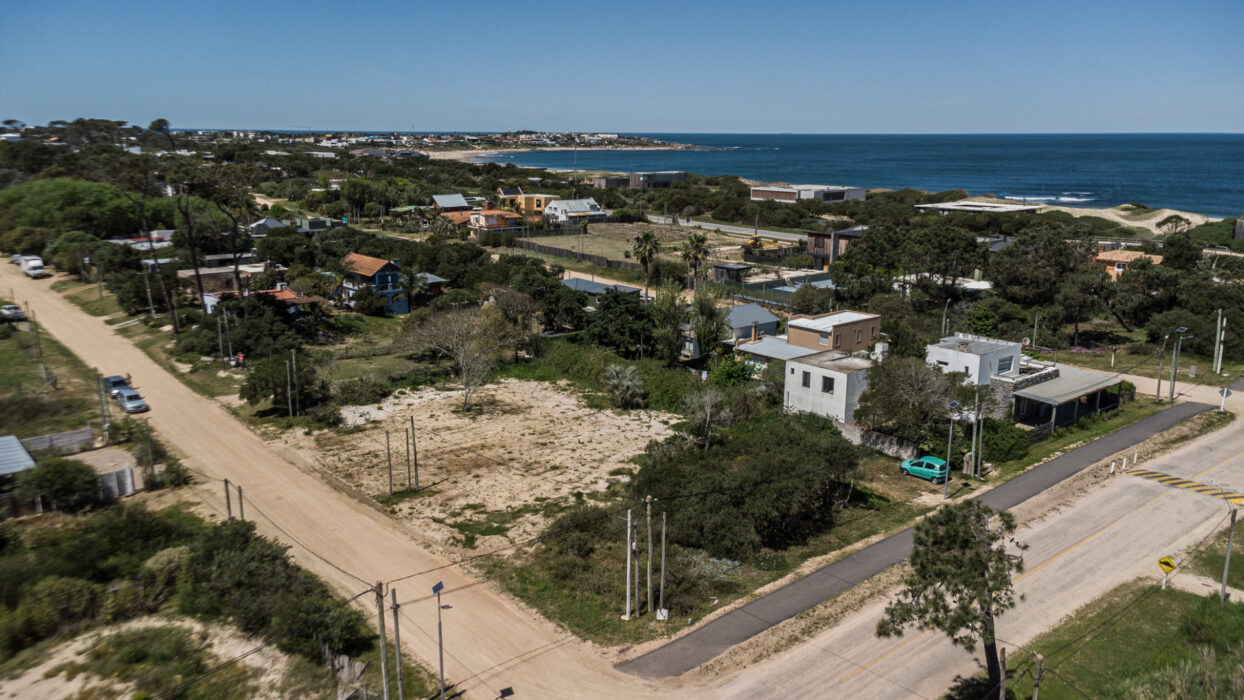 bb907b7b14eaef8bee5495996ef32db8