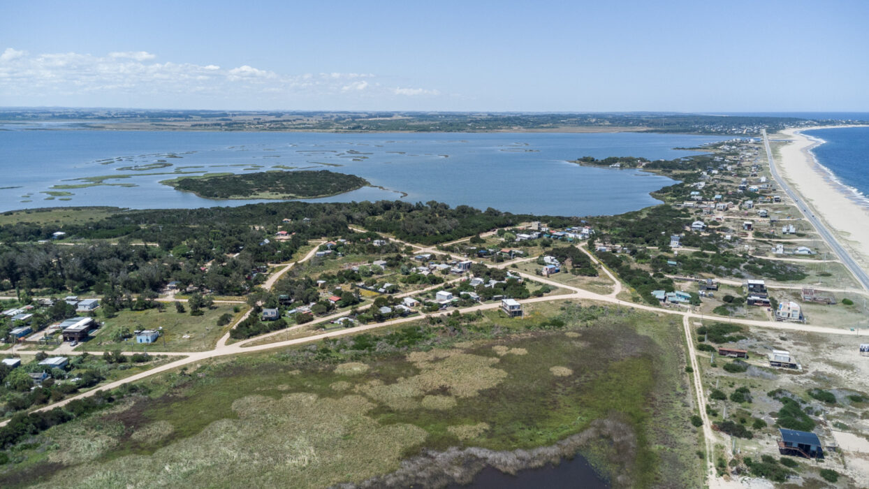 bc9b49f4e2be77998c21a3eb71cbeb37