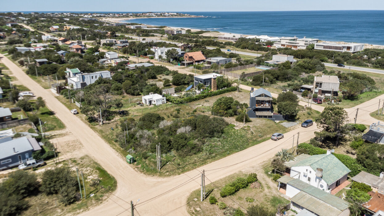 c0378657a87a2ab3e667306548024b82