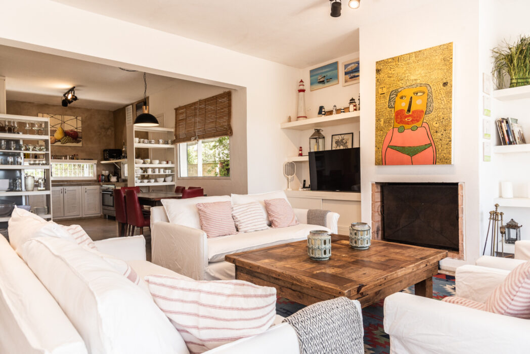 c79669bf763f4a904e329a10392edeba