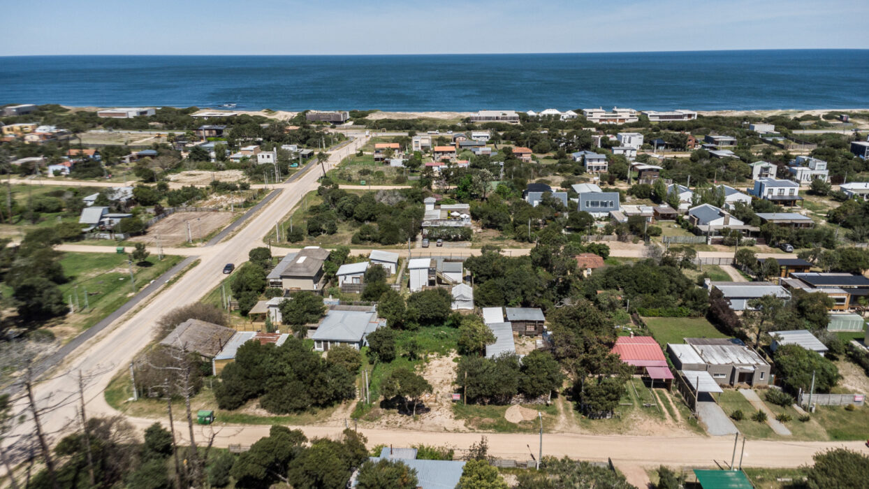 eb9728a8cbdd8372a2fedb4fb7e20283